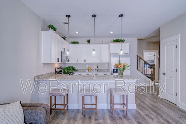 property at 6 N Rim Dr