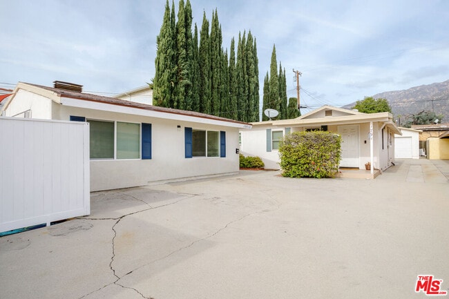 1789 Atchison St in Pasadena, CA - Building Photo - Building Photo