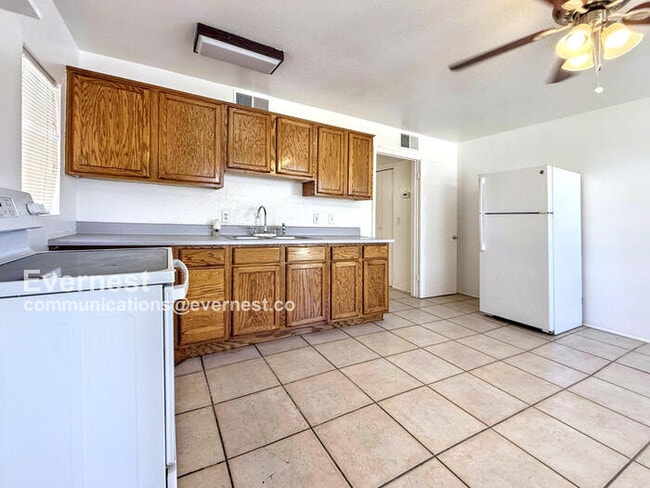 2525 E Willetta St in Phoenix, AZ - Building Photo - Building Photo