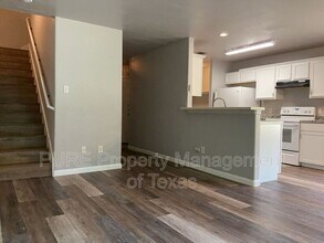 246 Marvin Cove in Hutto, TX - Building Photo - Building Photo