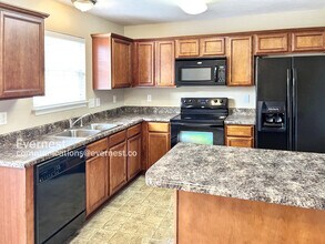 1785 Red Jacket Dr in Nashville, TN - Building Photo - Building Photo