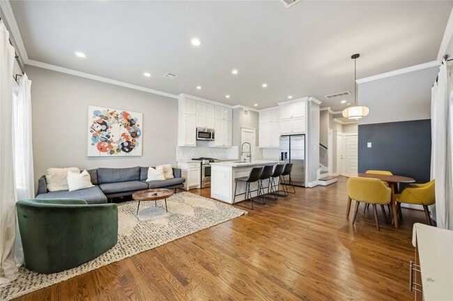 property at 1006 Enid St