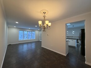 3325 192nd Pl in Lansing, IL - Foto de edificio - Building Photo