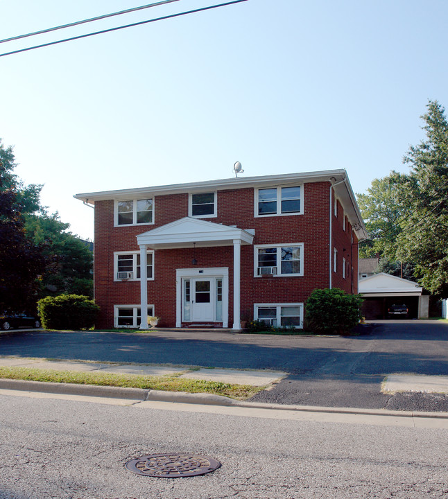 126 7th St NW in Canton, OH - Building Photo