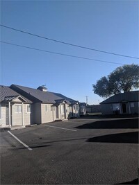 The 11 Elms in Redmond, OR - Building Photo - Building Photo