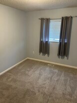 189 N 300 W, Unit East Room in Logan, UT - Building Photo