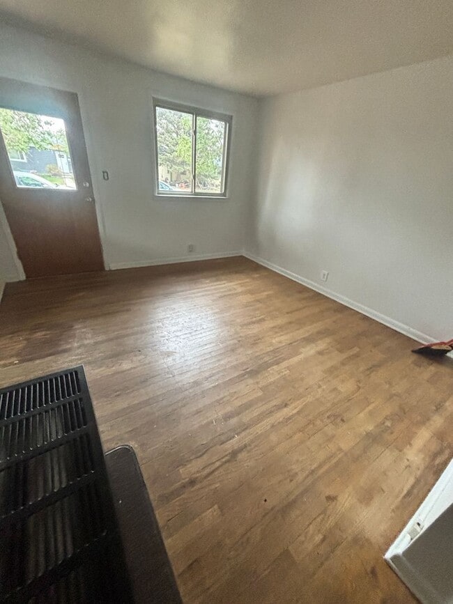 property at 1059 N 10th St