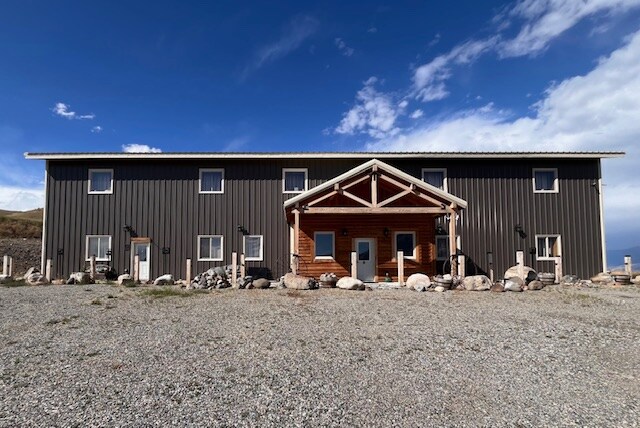 25 Caspari Way E in Emigrant, MT - Building Photo - Building Photo