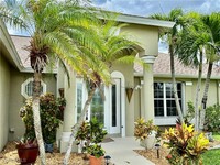 2522 SW 32nd Ln in Cape Coral, FL - Building Photo - Building Photo