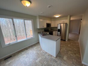 8260 Capitol Cir in King George, VA - Building Photo - Building Photo