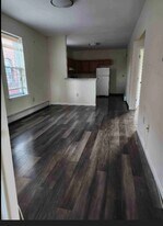 310 Bellevue St in Hartford, CT - Building Photo