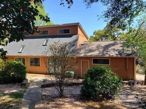 6446 Rosaflora Ln in Pensacola, FL - Building Photo - Building Photo