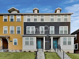 6082 S Jordan Pkwy W in South Jordan, UT - Building Photo