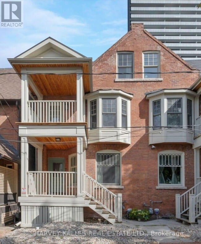 property at 7 Edgedale Rd