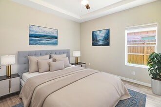 904 W Mahala Ave in Mission, TX - Foto de edificio - Building Photo