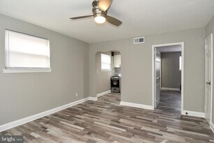 8208 Bellefonte Ln in Clinton, MD - Building Photo