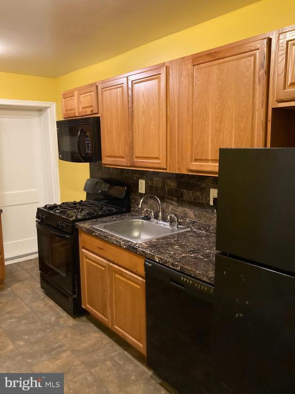 407 12th St NE in Washington, DC - Building Photo - Building Photo