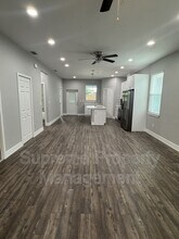 6081 Vermont Ave in New Port Richey, FL - Building Photo - Building Photo