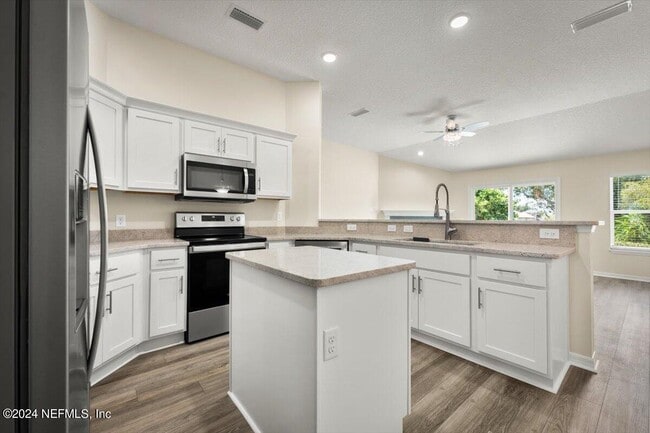 2037 Piping Plover Way in Jacksonville, FL - Building Photo - Building Photo