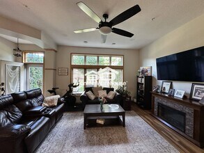 11740 Vermillion St NE in Blaine, MN - Building Photo - Building Photo