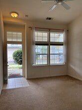 2266 Halsey Cir in Davis, CA - Building Photo - Building Photo