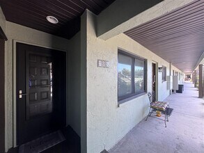 1258 Barbara Dr in Venice, FL - Building Photo - Building Photo