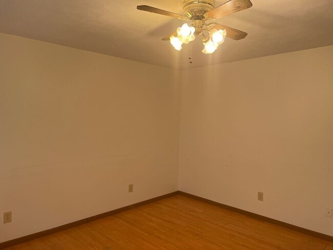 property at 5256 Carlton Dr