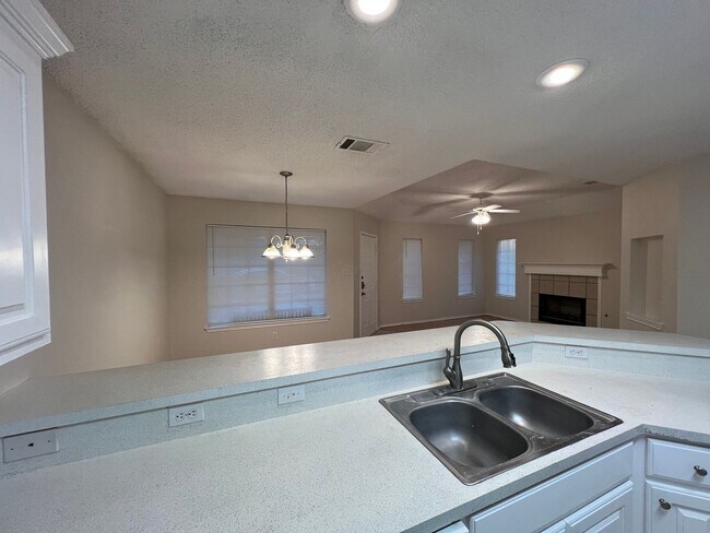 3110 110th St in Lubbock, TX - Foto de edificio - Building Photo