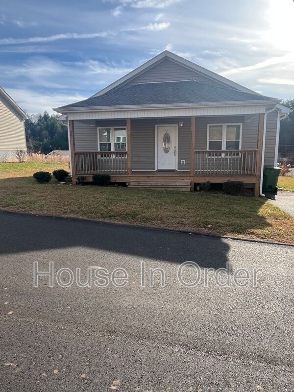 property at 60 Patriot Pl