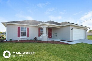 2805 NW 8th Pl in Cape Coral, FL - Building Photo