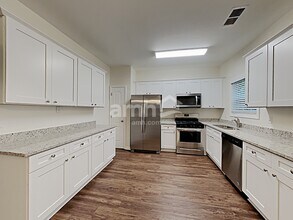 303 Millpond Pkwy in Villa Rica, GA - Building Photo - Building Photo