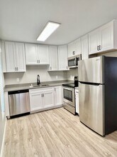 DRIFT PB in San Diego, CA - Building Photo - Interior Photo