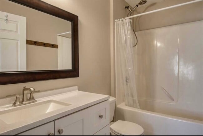 property at 6513 W Lowell Ave