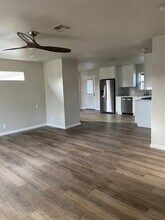 1100 Wallace St in Taylor, TX - Building Photo - Building Photo
