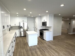 3733 E Orchid Ct in Gilbert, AZ - Building Photo - Building Photo