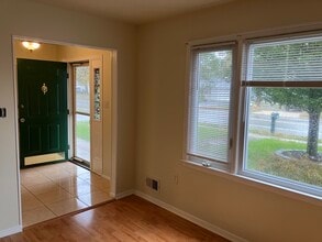 154 Bayshore Dr in Barnegat Township, NJ - Building Photo - Building Photo