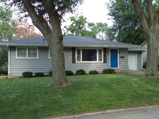 property at 26 Leamer Ct