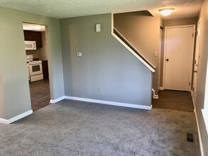 6516 Zionsville Rd in Indianapolis, IN - Building Photo - Building Photo