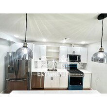 33 Lincoln St, Unit 31-1 in Medford, MA - Building Photo - Building Photo