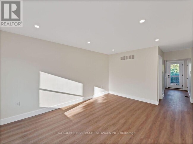 167 Rosedale Ave in Hamilton, ON - Building Photo - Building Photo