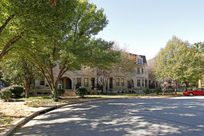 Cornerstone Condominiums in St. Louis, MO - Building Photo - Building Photo