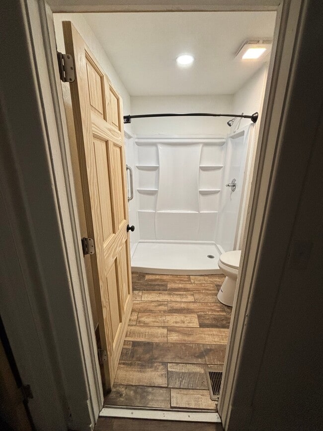 2529 Brooklyn Ave in Kansas City, MO - Building Photo - Building Photo