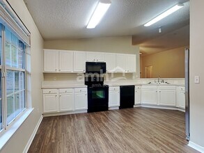 6265 Ironside Dr N in Jacksonville, FL - Building Photo - Building Photo