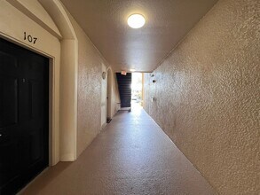 6402 Cava Alta Dr in Orlando, FL - Foto de edificio - Building Photo