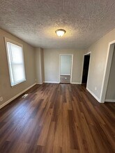 5911 Lexington Ave in Kansas City, MO - Building Photo - Building Photo