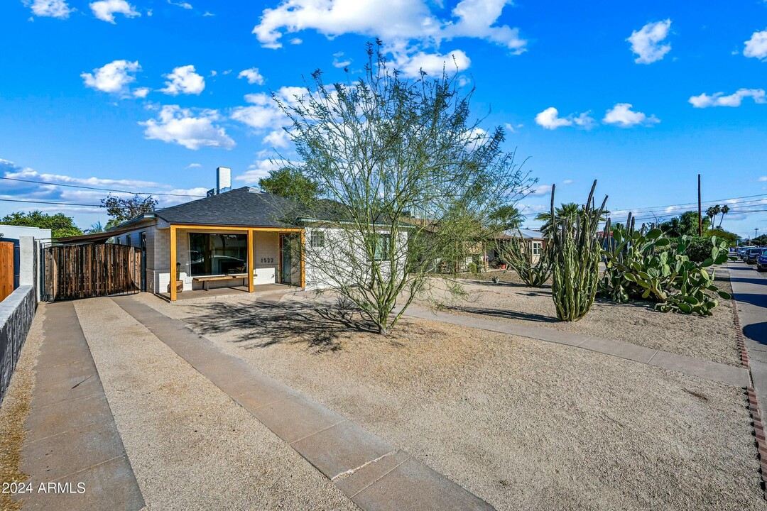 1522 E Almeria Rd in Phoenix, AZ - Building Photo