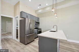 2024 E Fletcher St in Philadelphia, PA - Building Photo