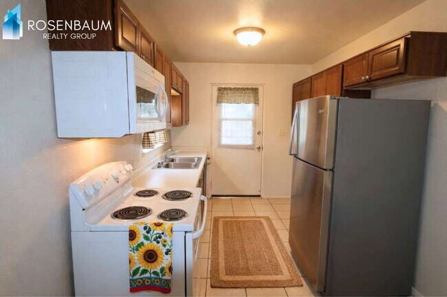 1006 N Pueblo Dr, Unit 1006 in Casa Grande, AZ - Building Photo - Building Photo