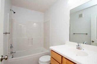 4665 Victor Path in Hugo, MN - Building Photo - Building Photo