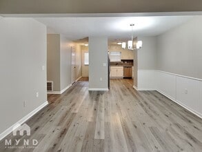 208 Oak Cir N in Stockbridge, GA - Building Photo - Building Photo